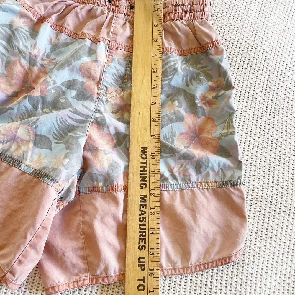 WITHOUT WALLS Men's Floral Swim Trunks - Size Small